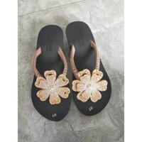 Dép xốp nữ xỏ ngón quai kẹp đính đá,đế cao su chống trơn trượt,cao 5 phân