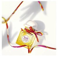 Đi kèm với túi xách zg số lượng s bị hạn chế và bán hết mà không cần bổ sung khăn che màu trắng nước hoa twilly gừngmlthis trông hoàn toàn tuyệt đẹp khác một th