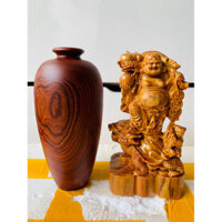 Di lặc ngự long quy gỗ huyết long mộng dầu và lọ bình gỗ trắc dây