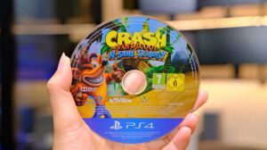 Đĩa game Crash Bandicoot N Sane Trilogy