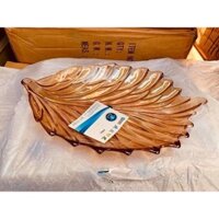 Đĩa lá màu vàng bằng thuỷ tinh đựng hoa quả bánh kẹo cực đẹp cực kỳ sang trọng hình chiếc lá vân nổi