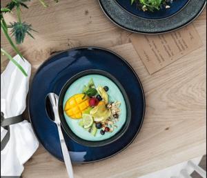 Đĩa Villeroy & Boch Lave bleu Flache Platte 10-4261-2610