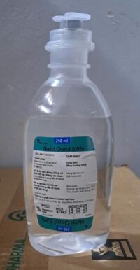 Dịch truyền Natri Clorid 0.9% Fresenius Kabi 250 ml – Bổ sung nước, điện giải cho cơ thể (Thùng 30 chai)