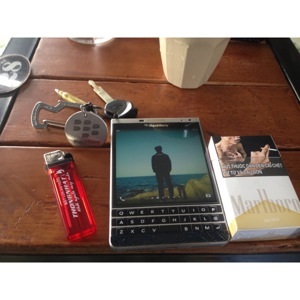 Điện thoại BlackBerry Passport - 32GB