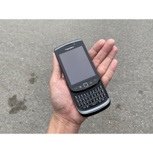 Điện thoại BlackBerry Torch 9800 (BlackBerry Slider 9800) - 4GB