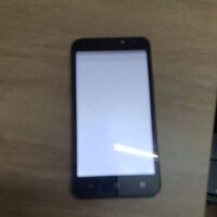 điện thoại hỏng màn Mobell , dùng bình thường , chỉ bị trắng màn