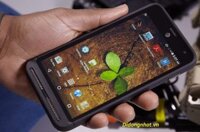 Điện thoại HTC U11 life và Kyocera