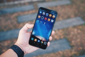 Điện thoại Huawei Nova 2i 64GB, 5.9 inch