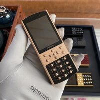 Điện thoại mobiado 712 Rose Gold