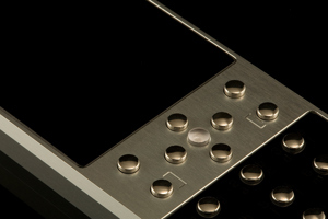 Điện thoại Mobiado Classic 712ZAF (712-ZAF)