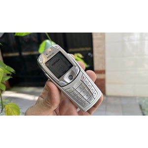 Điện thoại Nokia 6820