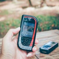Điện Thoại Nokia 7610 – Chiếc Lá Lớn
