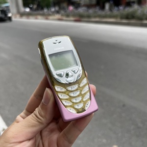 Điện thoại Nokia 8310