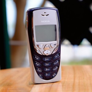 Điện thoại Nokia 8310