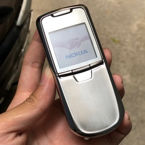 Điện thoại Nokia 8800 Anakin