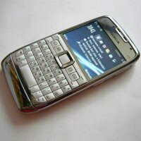 Điện Thoại Nokia e71 Chính Hãng