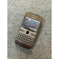 Điện thoại Nokia E72 Cũ chính hãng