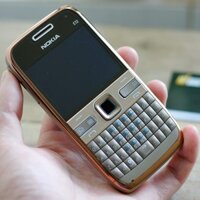 Điện Thoại Nokia E72 màu Nâu Chính Hãng