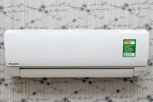 Điều hòa Panasonic 12000 BTU 1 chiều CU/CS-KC12QKH-8 gas R-22