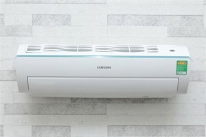 Điều hòa Samsung 9000 BTU 1 chiều AR09JCFSSURNSV gas R-22