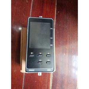 Điều khiển nhiệt độ Omron E5EC-RX2ASM-800