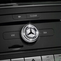 Đính Nút Âm Lượng Mercedes GLK . Đính đá nội thất xe - Mạnh Tuấn Autocar