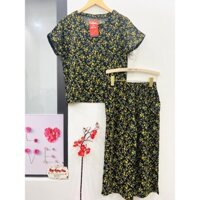Đồ bộ quần áo trung niên cho bà cho mẹ vải lụa áo cộc quần lửng ống sớ rộng hoa nhí mặc mùa hè ở nhà đi chơi mát