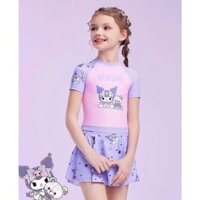 Đồ bơi liền thân dạng váy họa tiết kuromi gấu cho bé gái đi biển di bơi ( kèm nón)