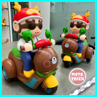 Đồ Chơi Cậu Bé Tuần Lộc Đi Xe Gấu Phát Sáng, Phát Nhạc, Xoay 360 độ Cho Bé