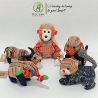 Đồ Chơi Cho Bé Thú Nhồi Bông Hình Con Khỉ, Trâu, Voi, Chó, Mèo Vải Thổ Cẩm Dệt Tay Bông Gòn Cao Cấp – Trúc Lâm Handmade