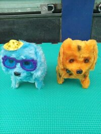 Đồ chơi chó bông dùng pin biết đi, vẫy đuôi, sủa gâu gâu, đeo kính, đội mũ rất đáng yêu