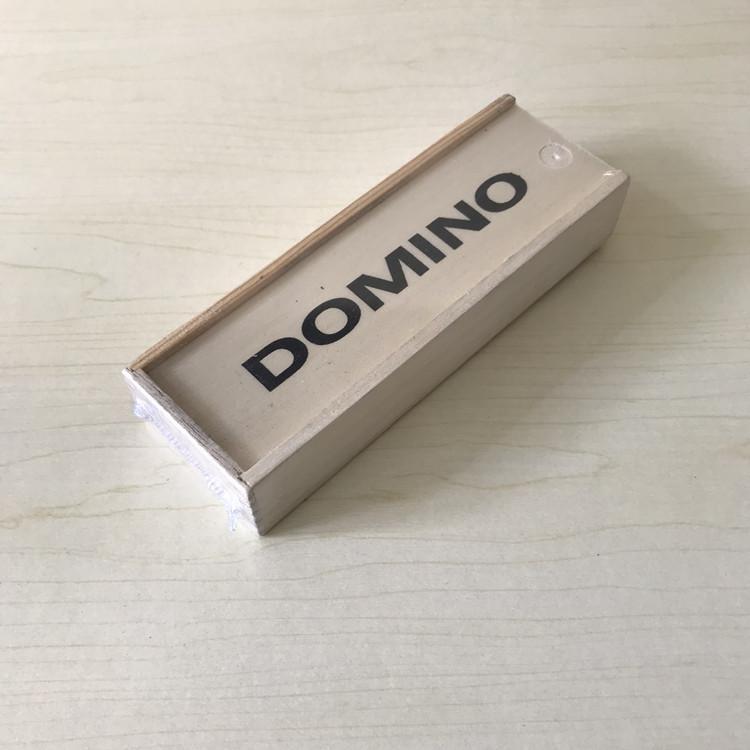 Đô chơi Cờ Domino