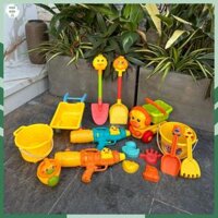 Đồ Chơi Combo Đi Biển Nhiều Chi Tiết Kèm Xô, Xe Đẩy, Con Vịt Đáng Yêu Và Bắn Nước Đồ Chơi Xúc Cát Cho Bé Trai, Bé Gái