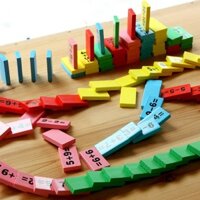 Đồ chơi domino toán học - đồ chơi gỗ thông minh xếp hình ghép số làm phép tính đa sắc màu bằng gỗ cho bé