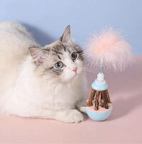 ĐỒ CHƠI MÈO – Đồ chơi lật đật gỗ Polygonum kèm lò xo lông vũ cao cấp cho mèo