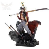 Đồ chơi mô hình mắt diều hâu Mihawk - Onepiece