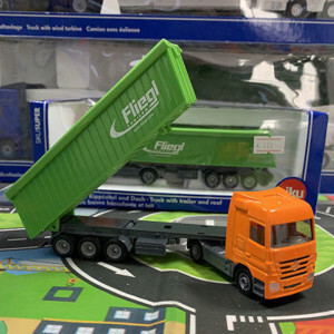 Đồ chơi mô hình xe Tải Mercedes-Benz Zetros Với Bạt Phủ Siku