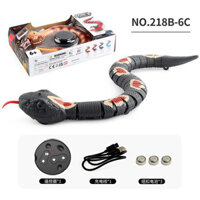 Đồ chơi rắn điều khiển từ xa với bộ sạc USB và hành động thu thập dữ liệu tương tác, Thiết kế rắn vòng bạc thực tế