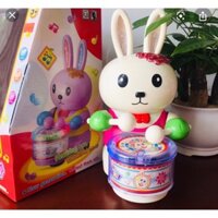 Đồ chơi thỏ đánh trống xoay vòng ( có nhạc, đèn)
