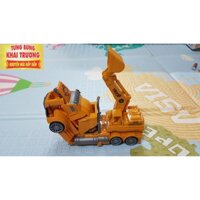 Đồ chơi trẻ em. Robot Transformer biến hình - Xe ô tô biến hình Robot. Tặng kèm pin 2A