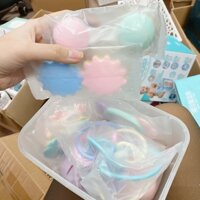 Đồ chơi xúc xắc cho bé