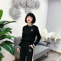 Đo khách mua ở đâu được bộ the thao đẹp như thê này mà giá thì yêu thương kinh khủng khiếp luôn đấy ạ.bo này thật sự dep