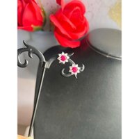 Đôi bông tai bạc khắc 925 xi bạch kim xỏ lỗ chuôi đẩy viên chủ đá đỏ hồng test bút lên vạch 8 hàng đấu Nhật mới trên 95%