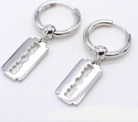 Đôi bông tai thiết kế dao tem số lượng có hạn   - xỏ lỗ