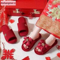 Đôi Dép Đi Trong Nhà Chống Trượt Màu Đỏ Dành Cho Cô Dâu Chú Rể