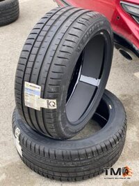 “Đổi Đời” Lốp Kia Sorento: Tạm Biệt “Bánh Xe Trâu” – Đón Chào Michelin 235/55R19 Primacy 4