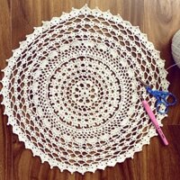 Doily - Khăn lót bình hoa