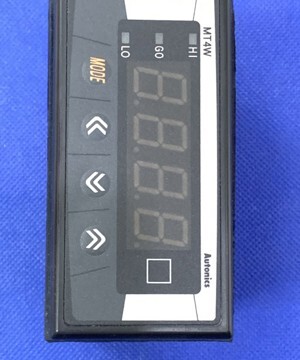 Đồng đồ đo đa năng  MT4W-AA-43