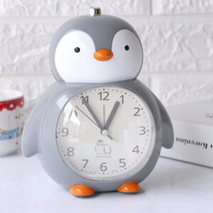 Đồng hồ báo thức chú chim cánh cụt dễ thương BT801
