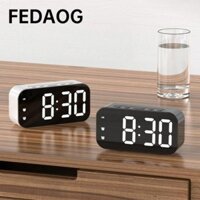 Đồng hồ báo thức điện tử FEDAOG, Điều chỉnh độ sáng Đồng hồ báo thức LED đơn giản, Ngày nhiệt độ Đồng hồ bàn điều khiển bằng giọng nói 12 / 24H